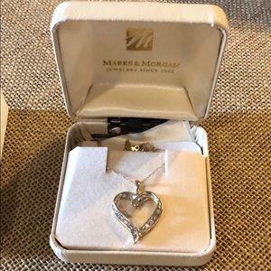 NWT Marks & Morgan Heart Pendent Necklace